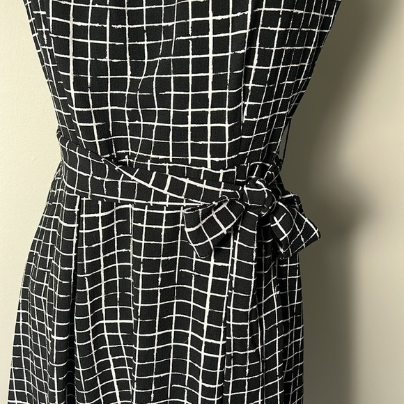 Elle Black/White sleeveless dress - Picture 4 of 6